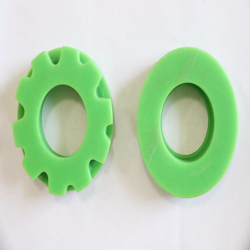 China Manufacturer Custom Making Reducer Toothed Mc PA66 30GF Plastic Nylon Spur Gear Customize All Kinds of Non-Standard Plastic Parts