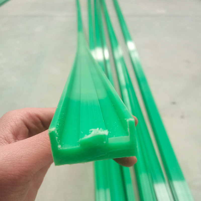 China supplier Hard Wear UHMWPE Conveyor Side Guide Rail